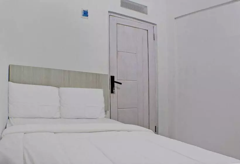هتل Oyo Life 93138 Anugrah Kost Syariah