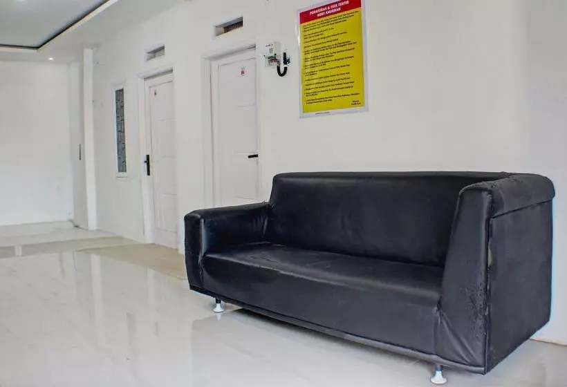 هتل Oyo Life 93138 Anugrah Kost Syariah
