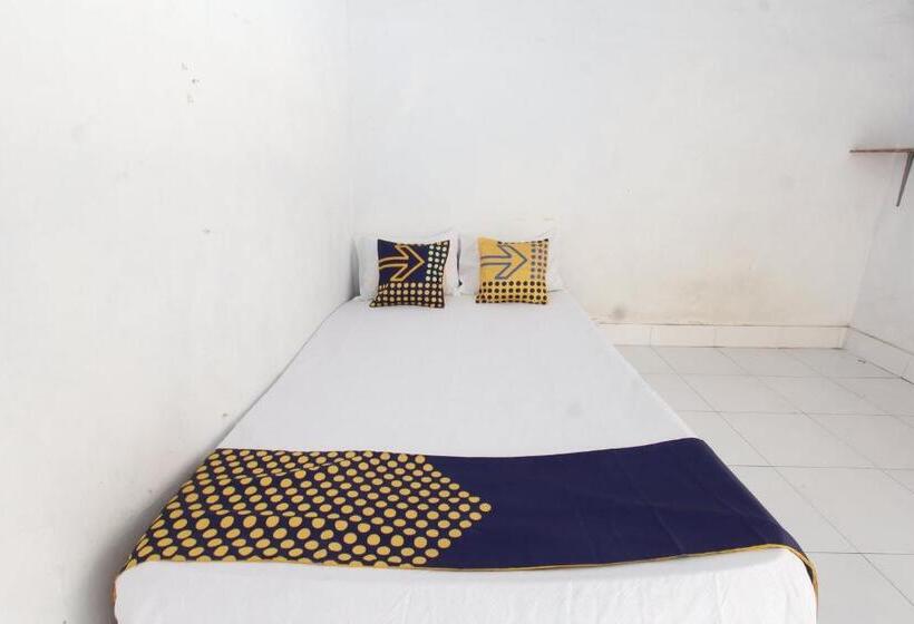 酒店 Oyo Life 93153 Kos Jenggala