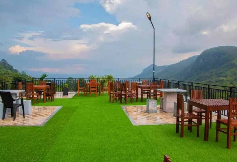 Hotelli Sinharaja Tea Garden