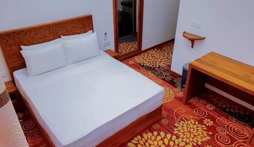 Hotelli Sinharaja Tea Garden