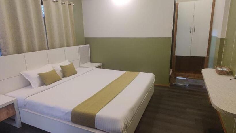 호텔 The Arch Shillong