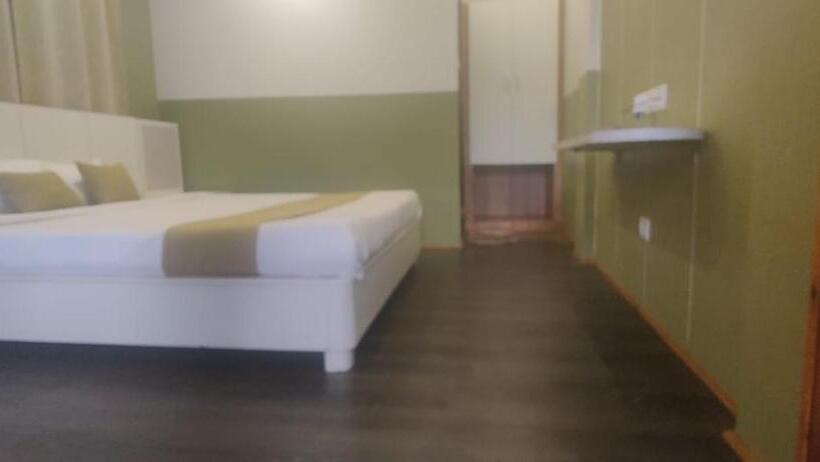 호텔 The Arch Shillong