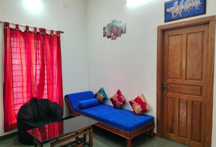 هتل The Asian Villa