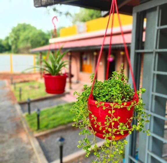 هتل The Asian Villa