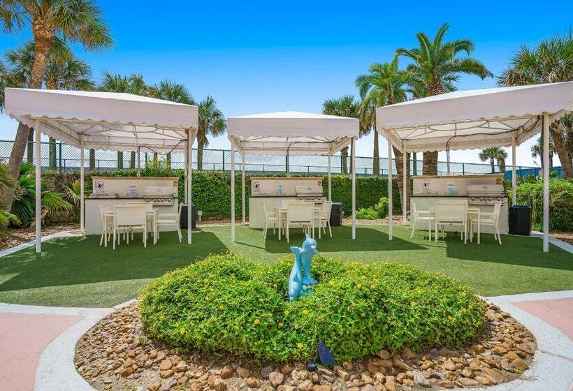 هتل The Center Of Paradise