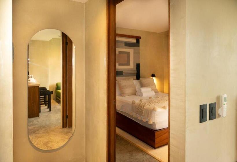 Maramara More To Live