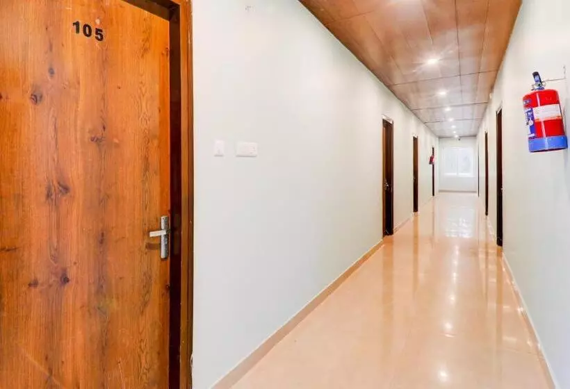 Super Hotel O Gomti Nagar Vigyan Khand
