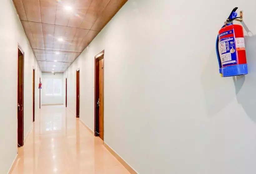 Super Hotel O Gomti Nagar Vigyan Khand