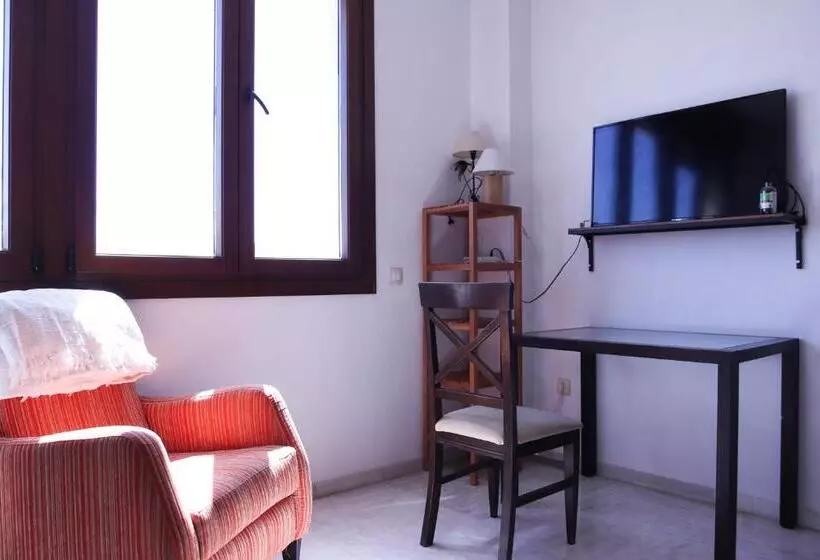 Se   Peaceful Shiny Apartment Near Fibes