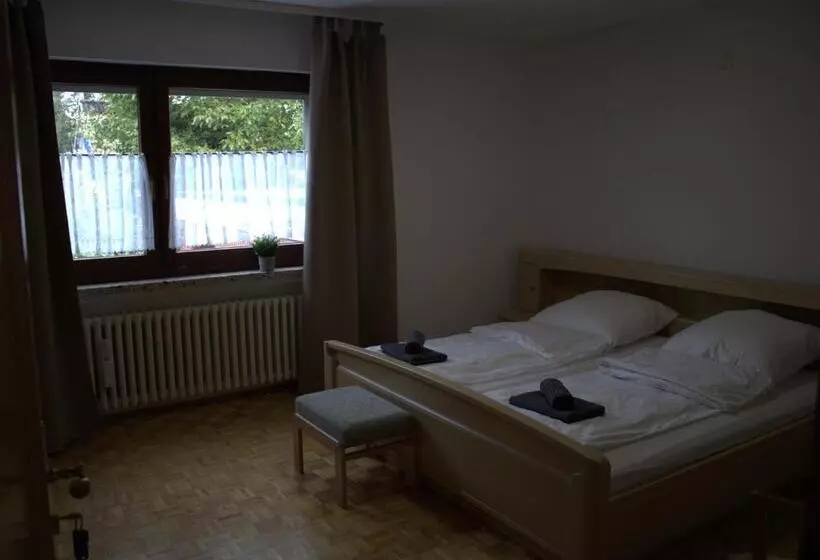 Majatalo Fremdenzimmer Klinge