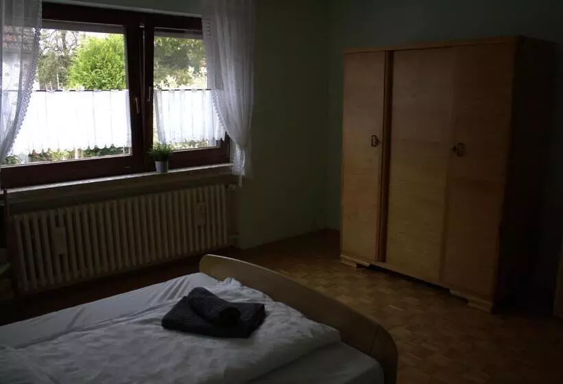 Majatalo Fremdenzimmer Klinge