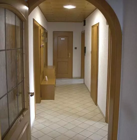 Majatalo Fremdenzimmer Klinge