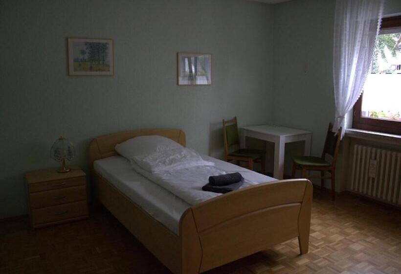 ペンション Fremdenzimmer Klinge