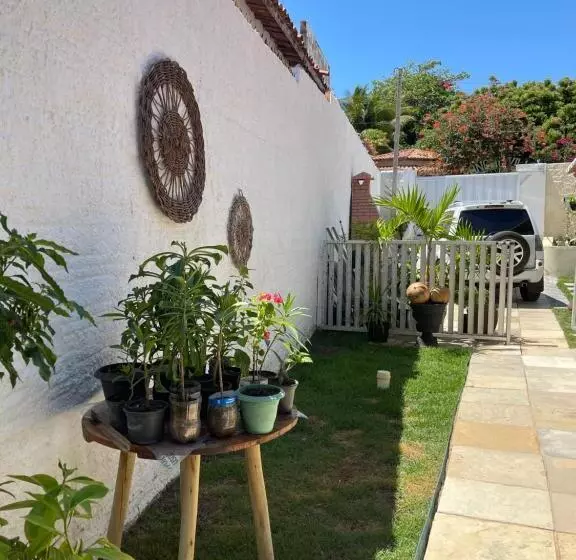 پانسیون Meg House
