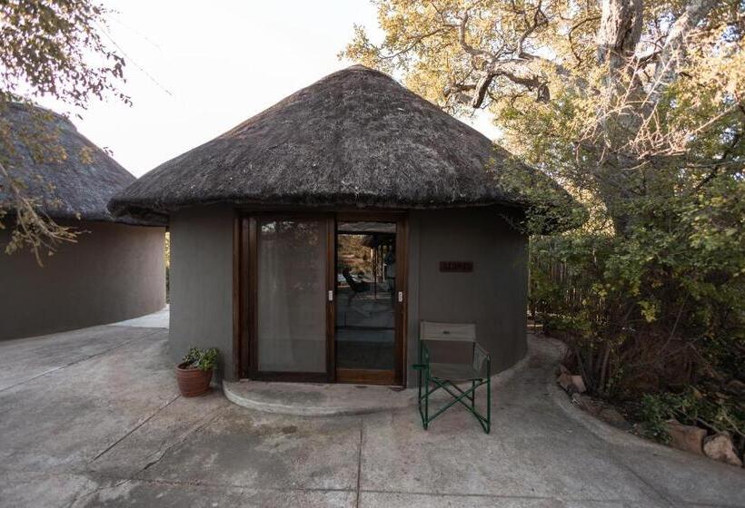 פנסיון Nsala Wilderness Camp