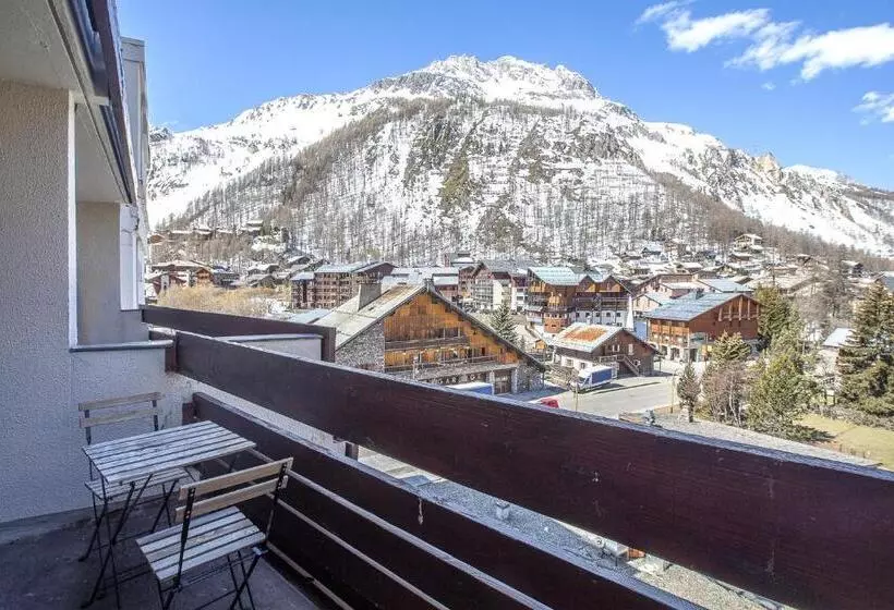 Résidence Les Cîmes  Centre Val D Isère