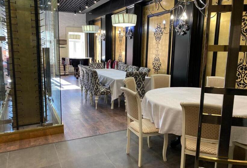 The Hub   Hotel & Restobar