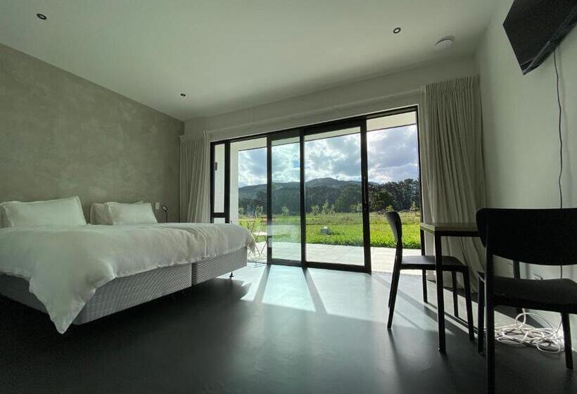 Woodside Bed And Breakfast