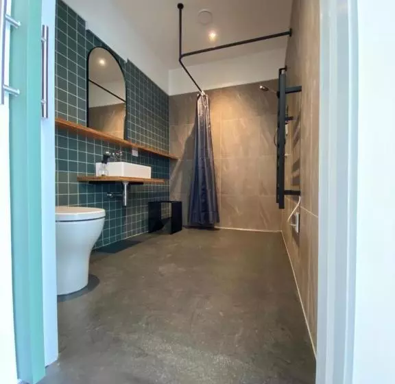 Woodside Bed And Breakfast