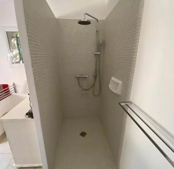 ベッドアンドブレックファースト Mas Des Bômes