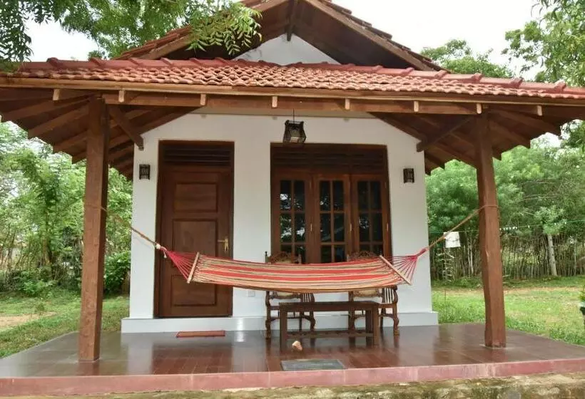 ベッドアンドブレックファースト Silent Cabana And Restaurant Marakolliya, Tangalle