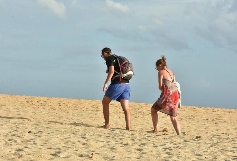 צימר Silent Cabana And Restaurant Marakolliya, Tangalle