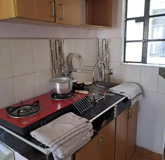 تختخواب و صبحانه Space Bnb