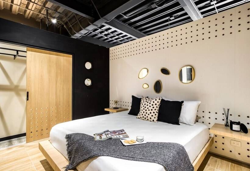 Downtown Designer Apartments By Uliv