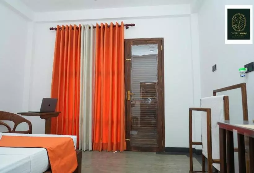 Hotelli Coffee Shade