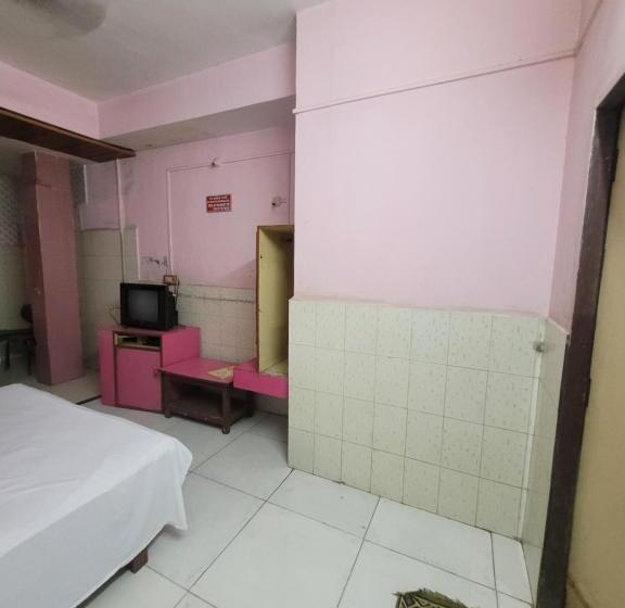 ホテル Jai Malhar Lodge