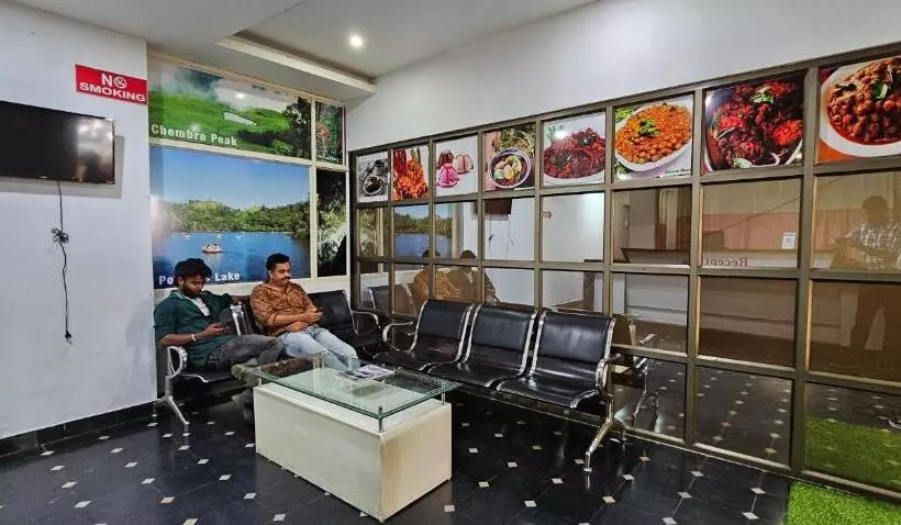 Hotelli Ktm Princeinn