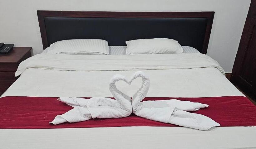 Отель Ktm Princeinn