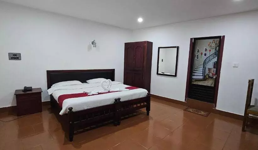 Hotelli Ktm Princeinn