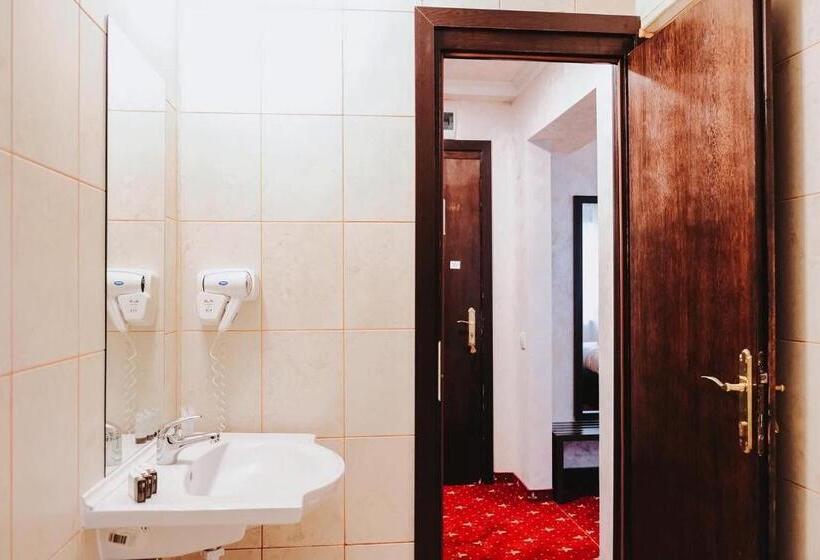 هتل Paradise Point