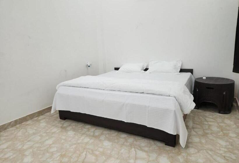 Hotel Pitambara Dham