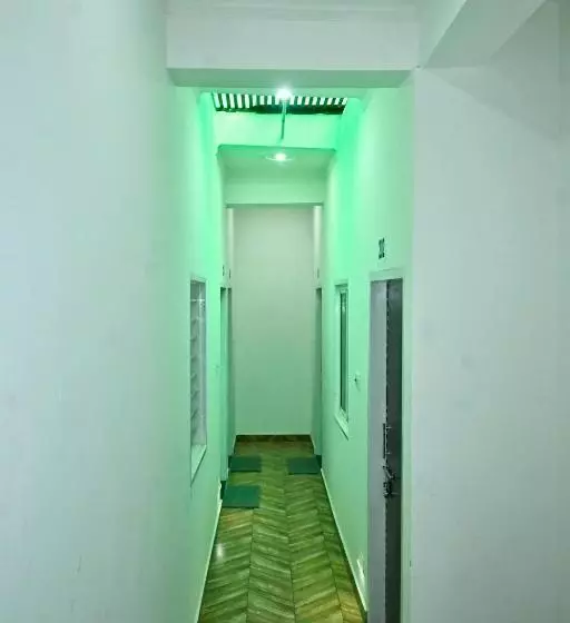 ホテル Pitambara Dham