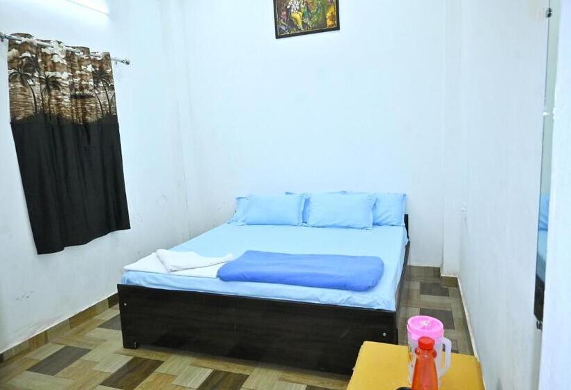 Hotel Pitambara Dham