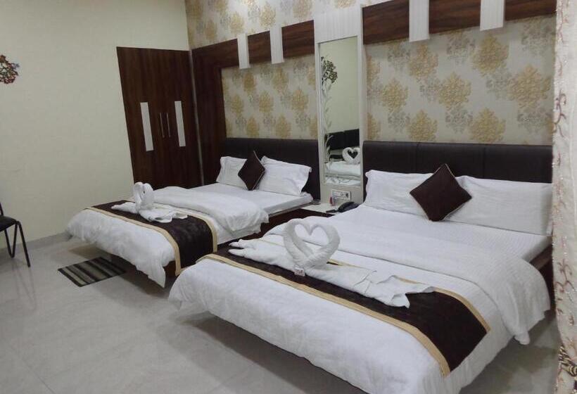 Hotel Prakshi Palace Datia