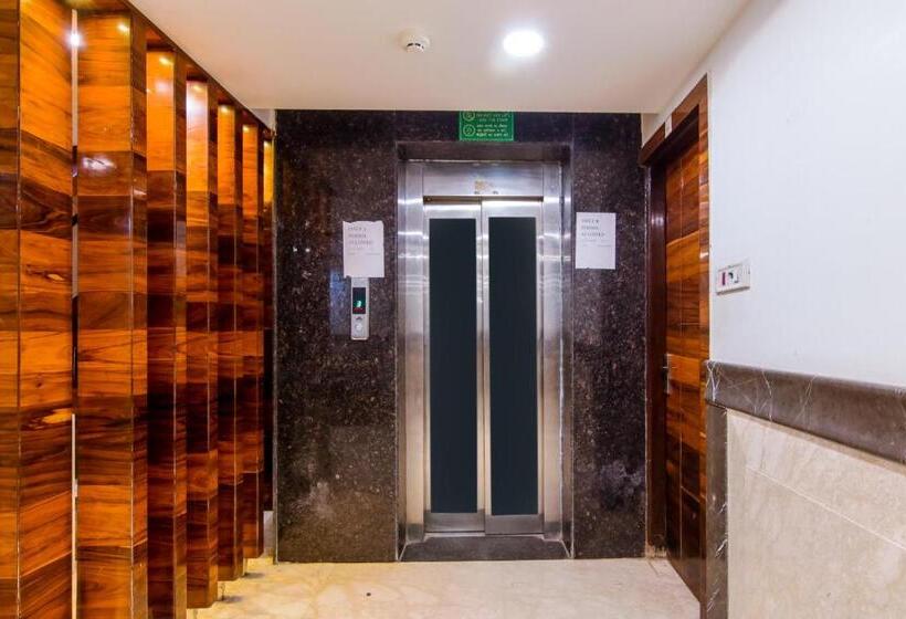 Hotel Shyam   In Front Of Ndls Station