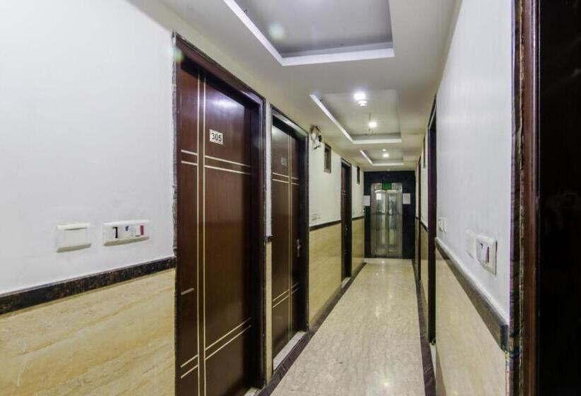 Hotel Shyam   In Front Of Ndls Station