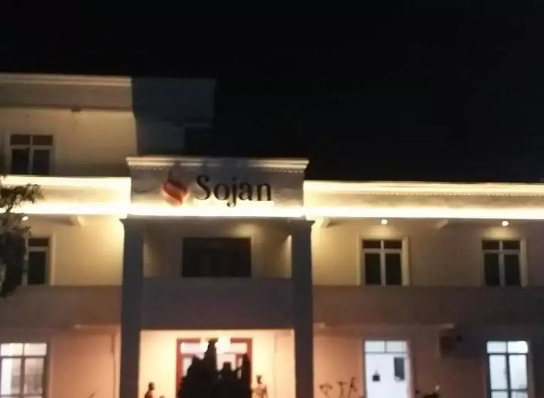 ホテル Sojan
