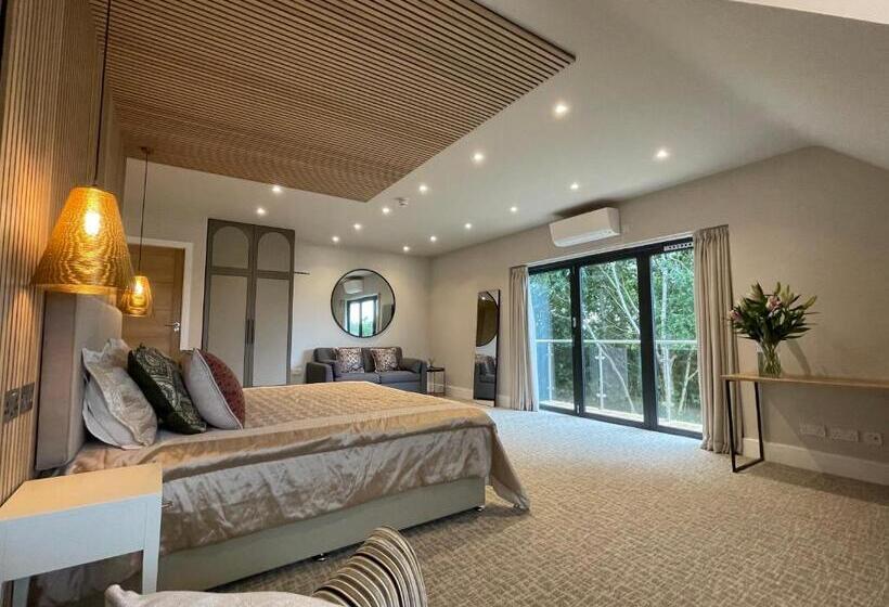 בית מלון כפרי The Boutique