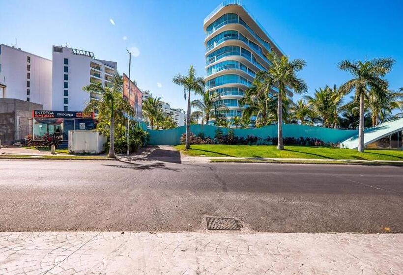 Отель Turquoise Waters @ Maritima Golf 2j