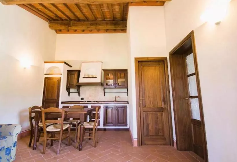 Isa Il Casale Di Donoratico, Residence With Swimming Pool