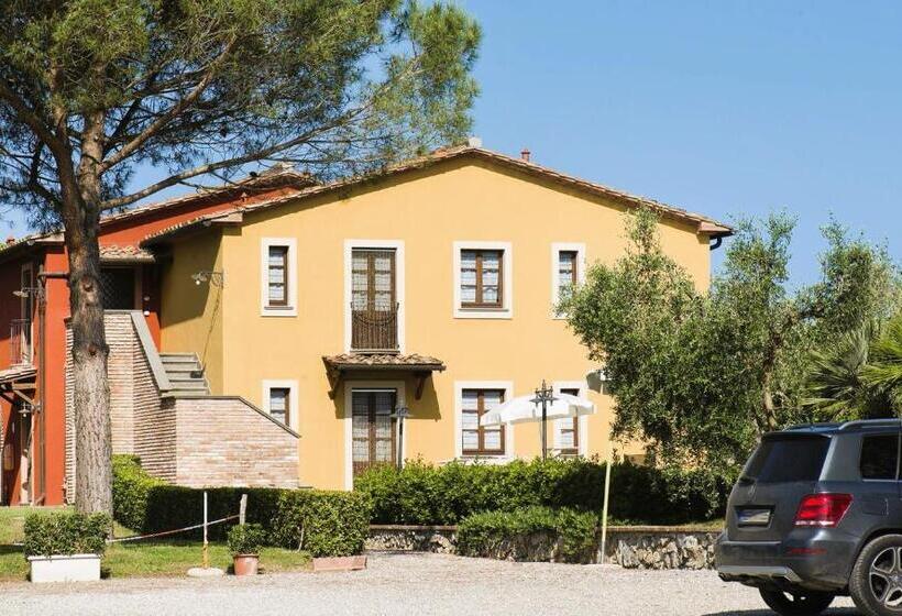 Isa Il Casale Di Donoratico, Residence With Swimming Pool