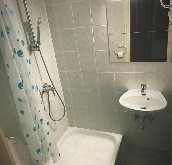 Pasa Han Hotel M1autópálya