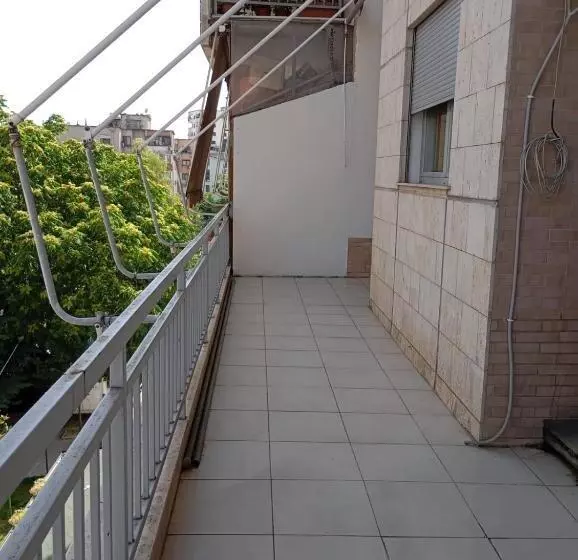 پانسیون Friends Hostel