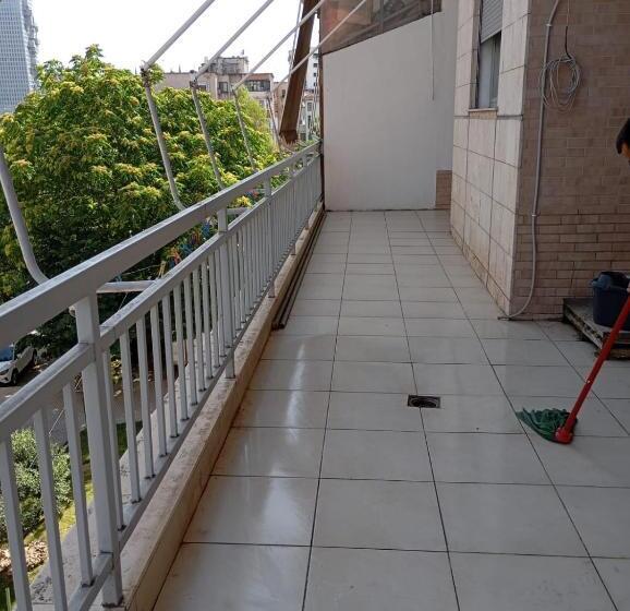 پانسیون Friends Hostel