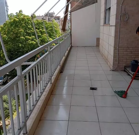 پانسیون Friends Hostel